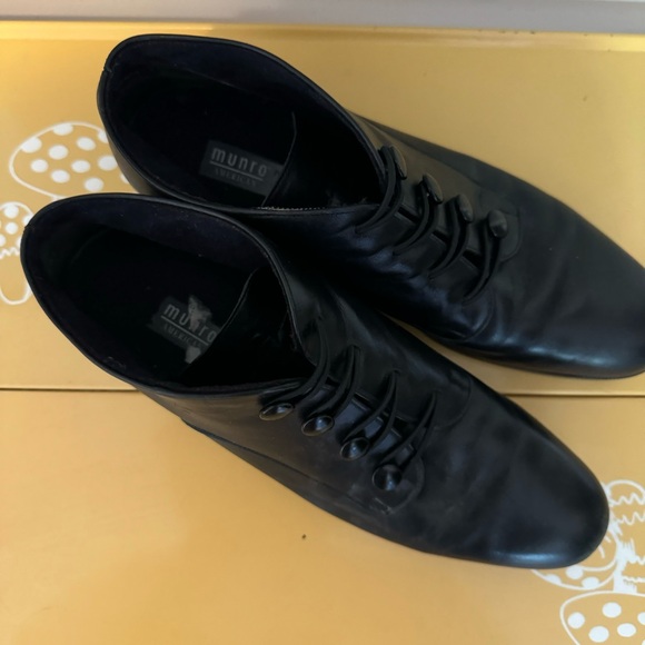 Vintage Munro American Loop & Button Closure Boot sz. 8 - Picture 4 of 5